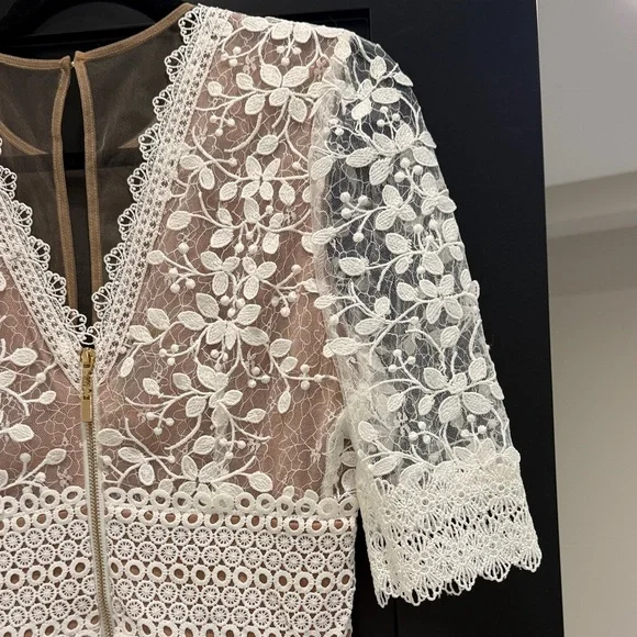 Elegant Lace Mini Dress in White and Tan - Picture 5 of 6
